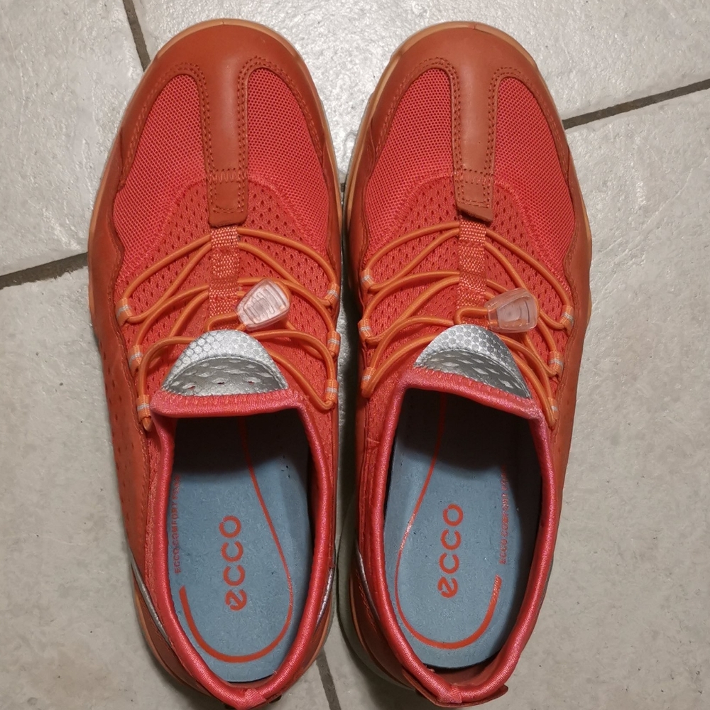 NWOT Ecco shoes